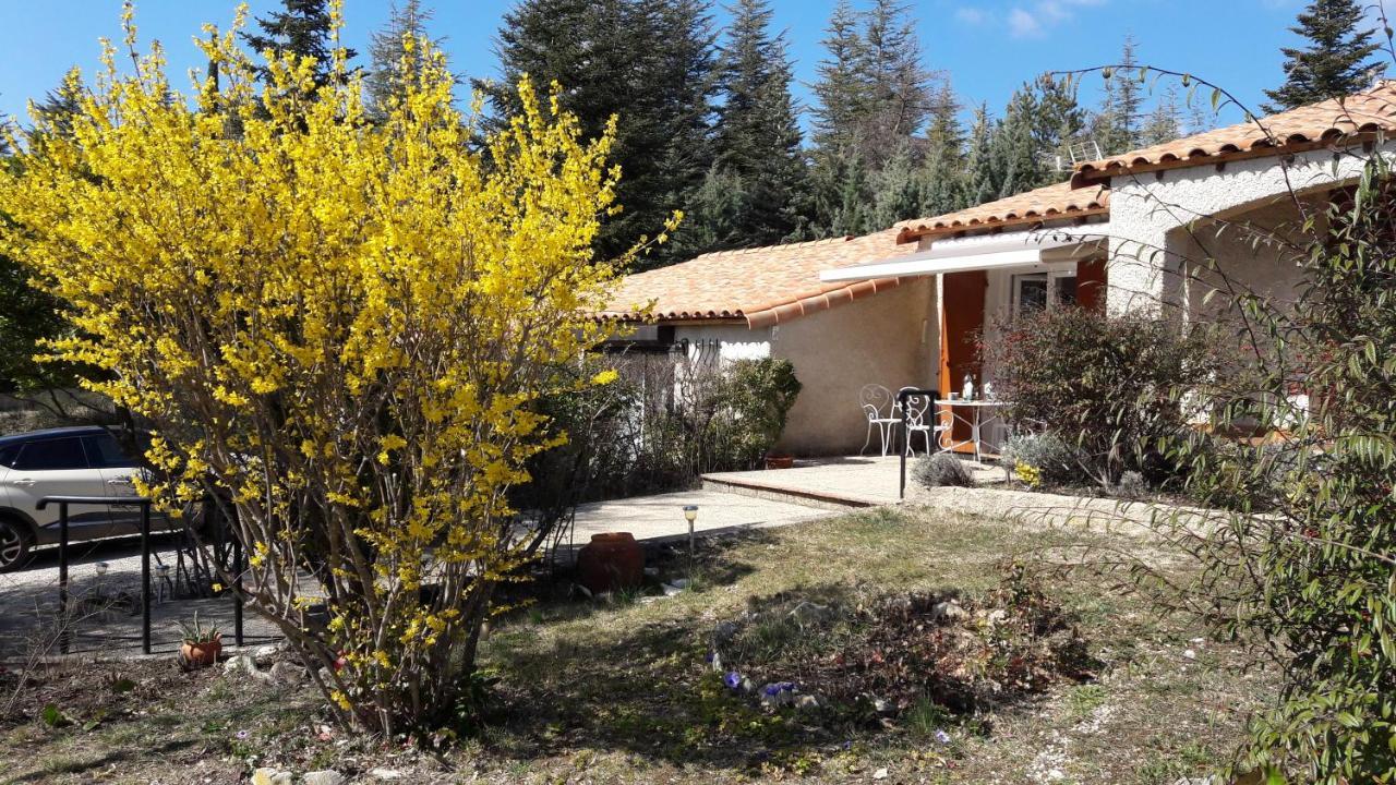 Villa La Lurette, Appartement Et Studio Saint-Étienne-les-Orgues المظهر الخارجي الصورة