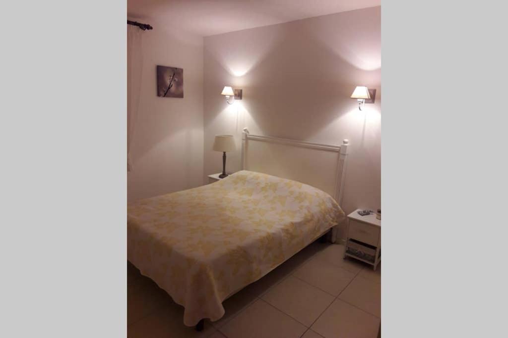 Villa La Lurette, Appartement Et Studio Saint-Étienne-les-Orgues المظهر الخارجي الصورة